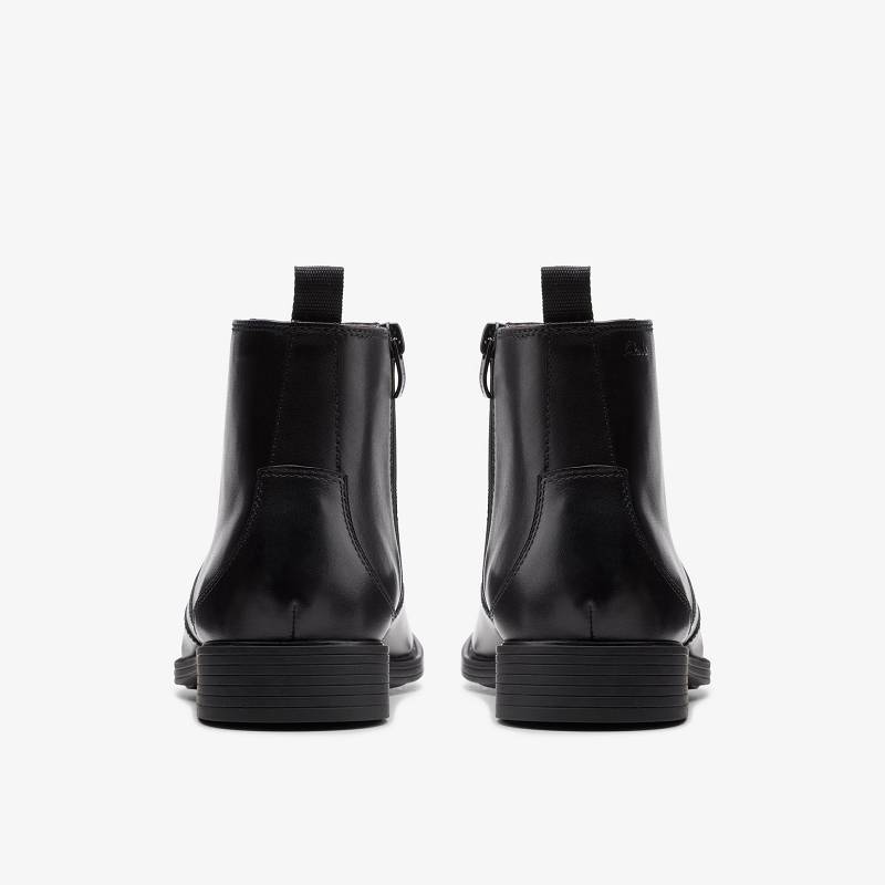 クラークス Whiddon Zip 黒 | CLKS-84413